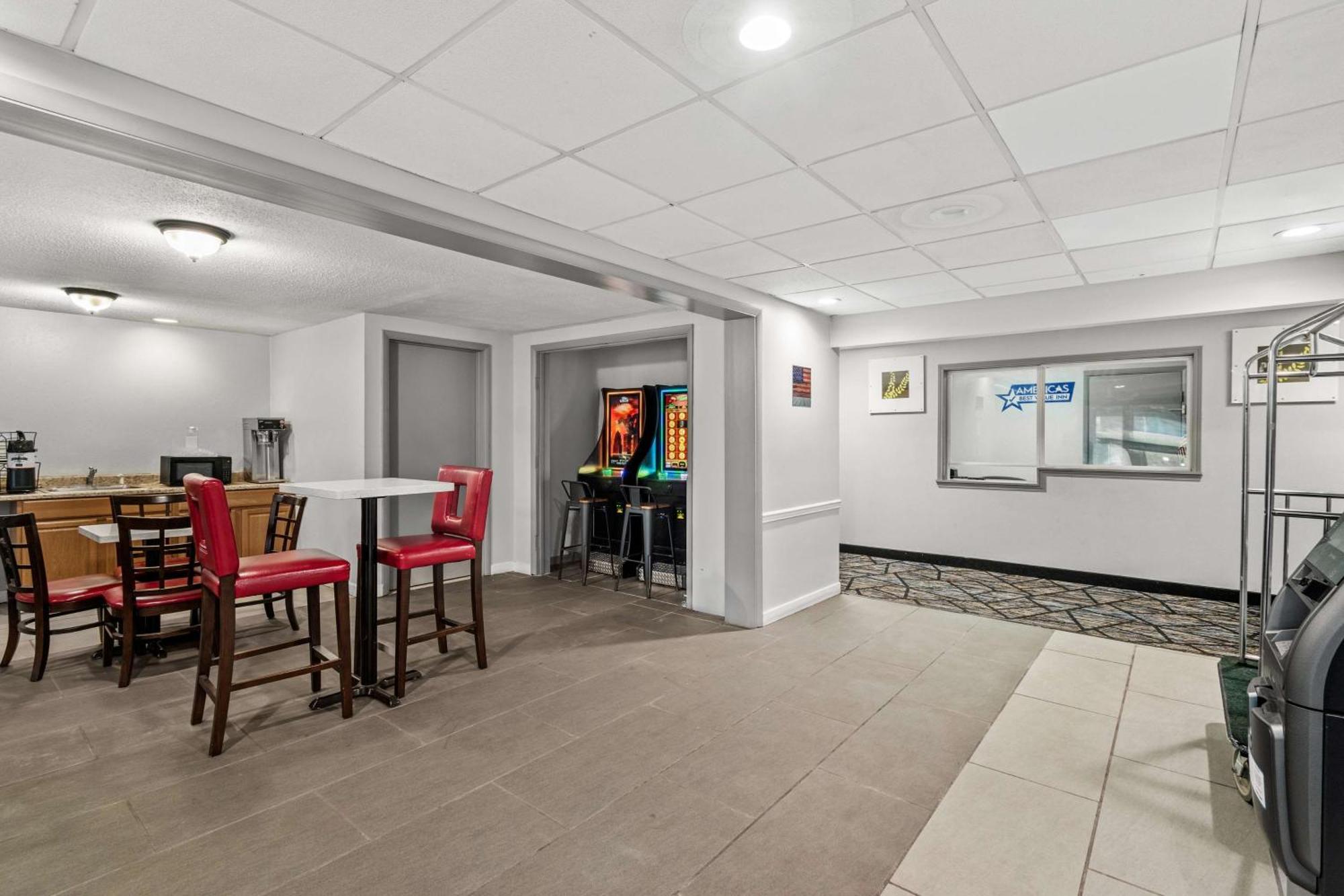Americas Best Value Inn カーライル エクステリア 写真